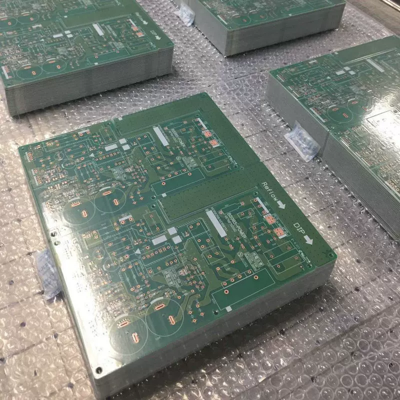 PCB circuit board adhesive film PE heat shrink film circuit board vacuum packaging blown film manufacturer customization